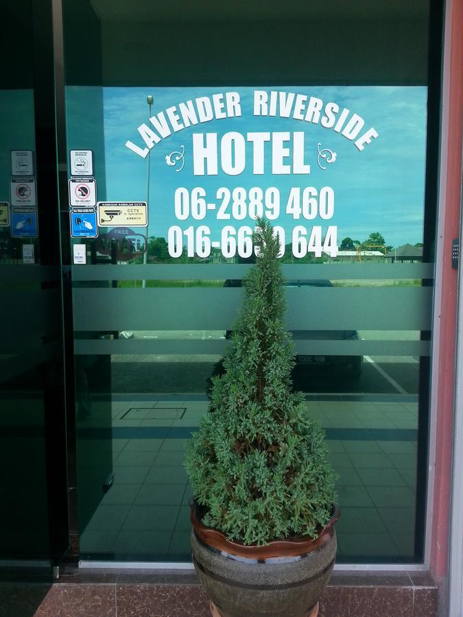 Lavender Riverside Hotel Malacca Exteriör bild