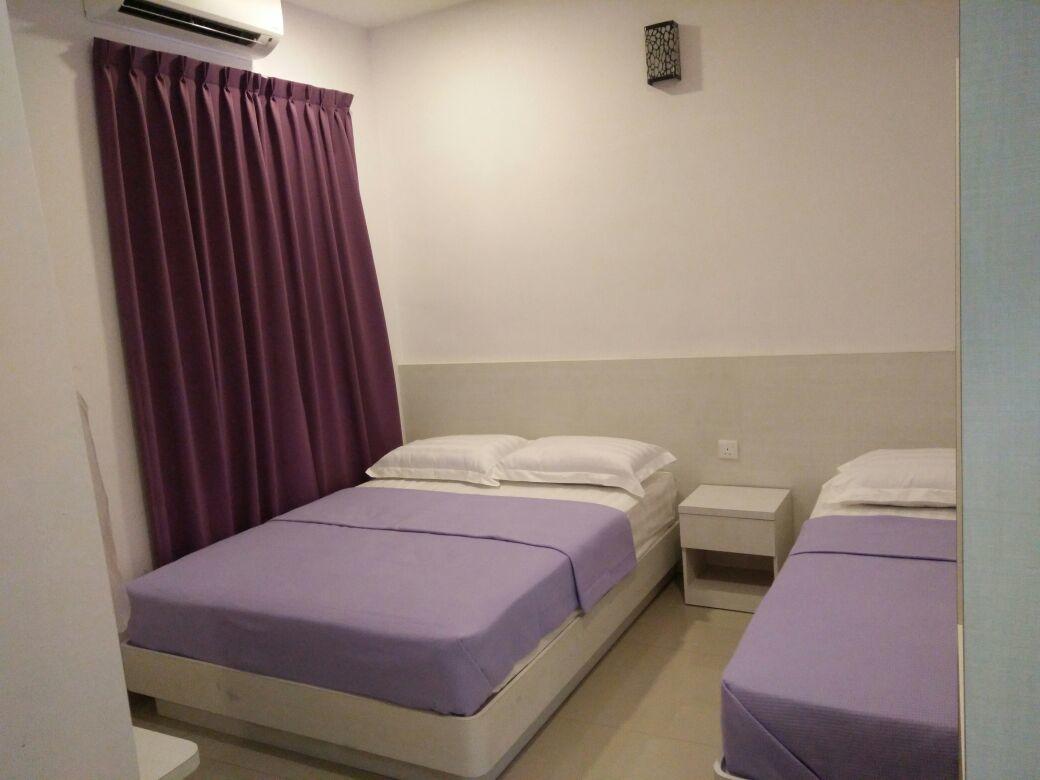Lavender Riverside Hotel Malacca Exteriör bild